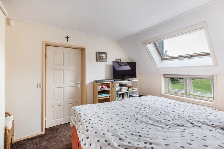 Photo 24 of M.E. van der Meulenweg 1