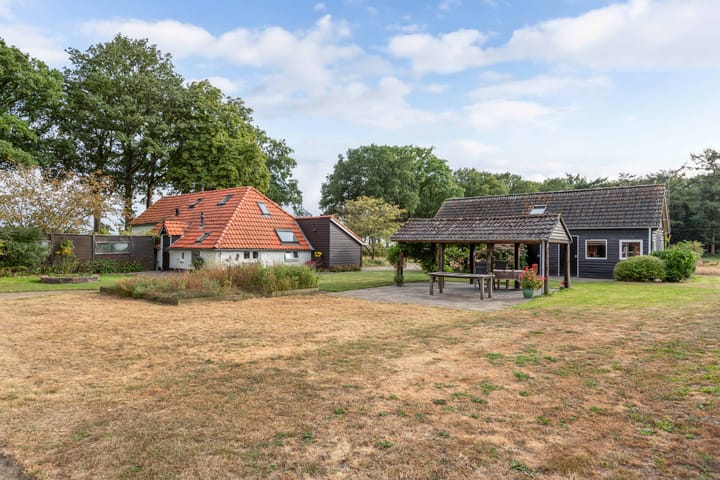 Photo 37 of M.E. van der Meulenweg 1