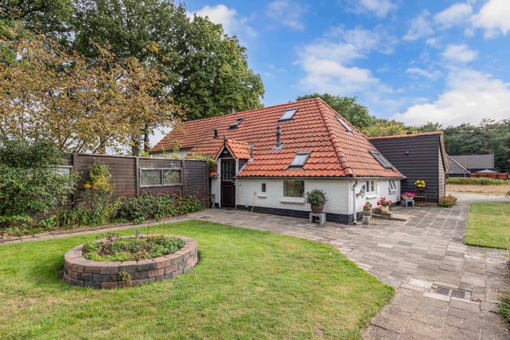 Photo 38 of M.E. van der Meulenweg 1