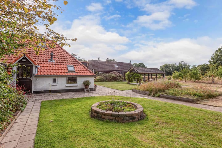 Photo 39 of M.E. van der Meulenweg 1