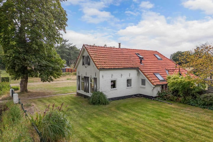 Photo 56 of M.E. van der Meulenweg 1