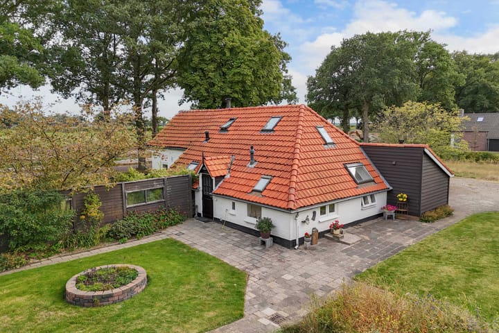 Photo 59 of M.E. van der Meulenweg 1