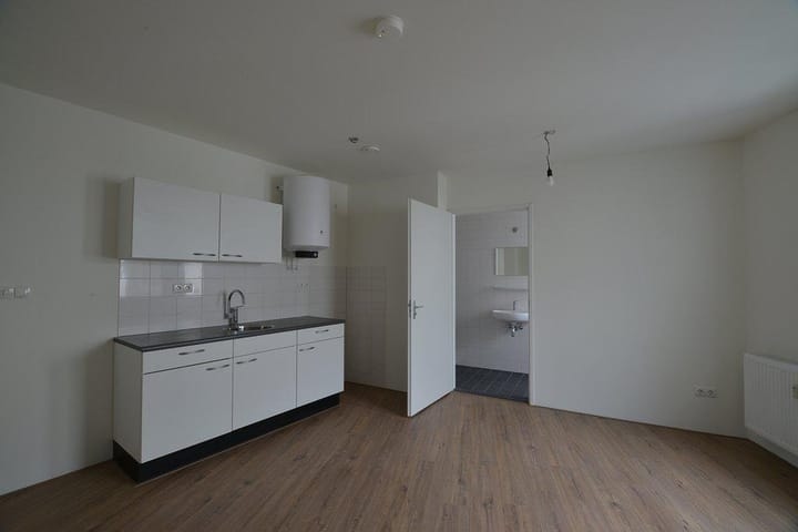 Photo 2 of Walstraat 2-F
