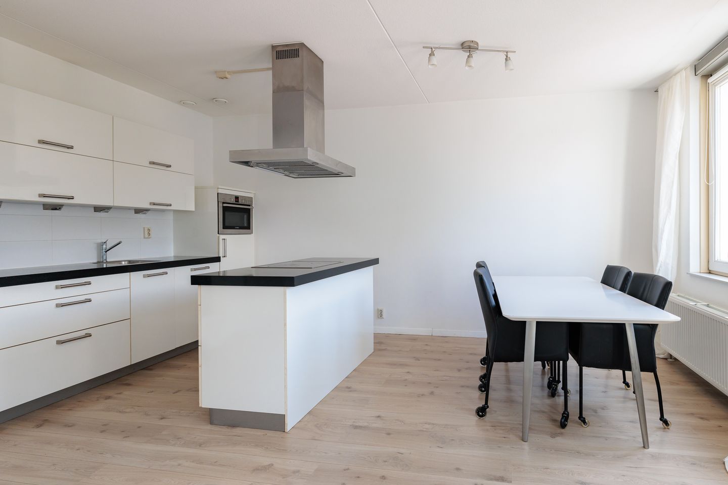 Foto 20 van Hongarijehof 32