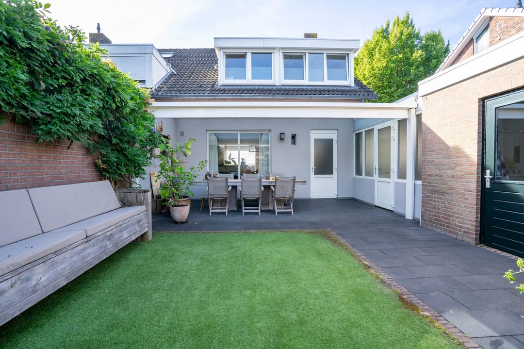 Foto 37 van Bottelroosstraat 6