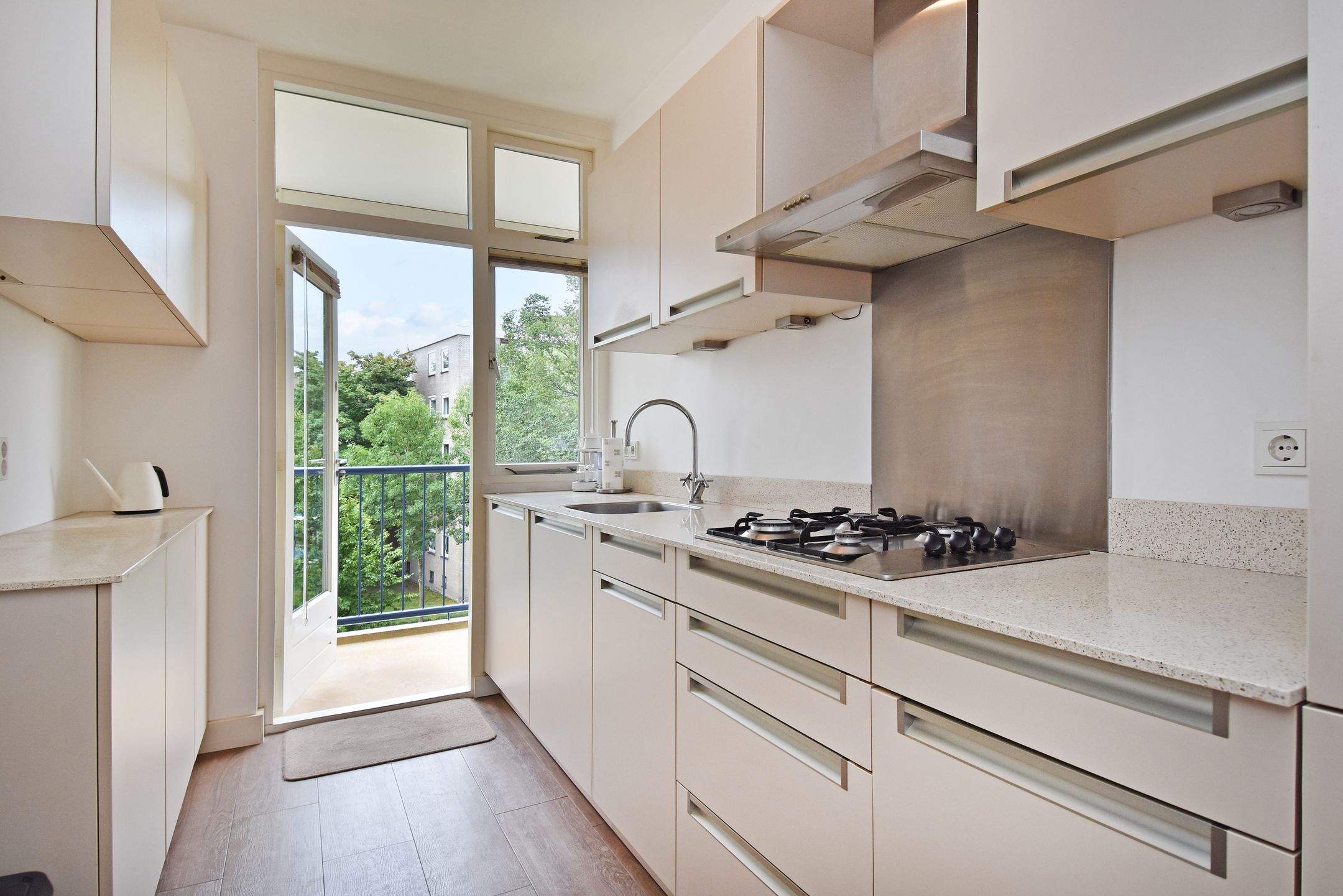 Foto 21 van Landréstraat 807