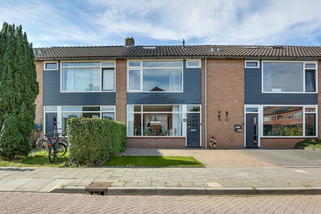 Photo 8 of Teding van Berkhoutstraat 5