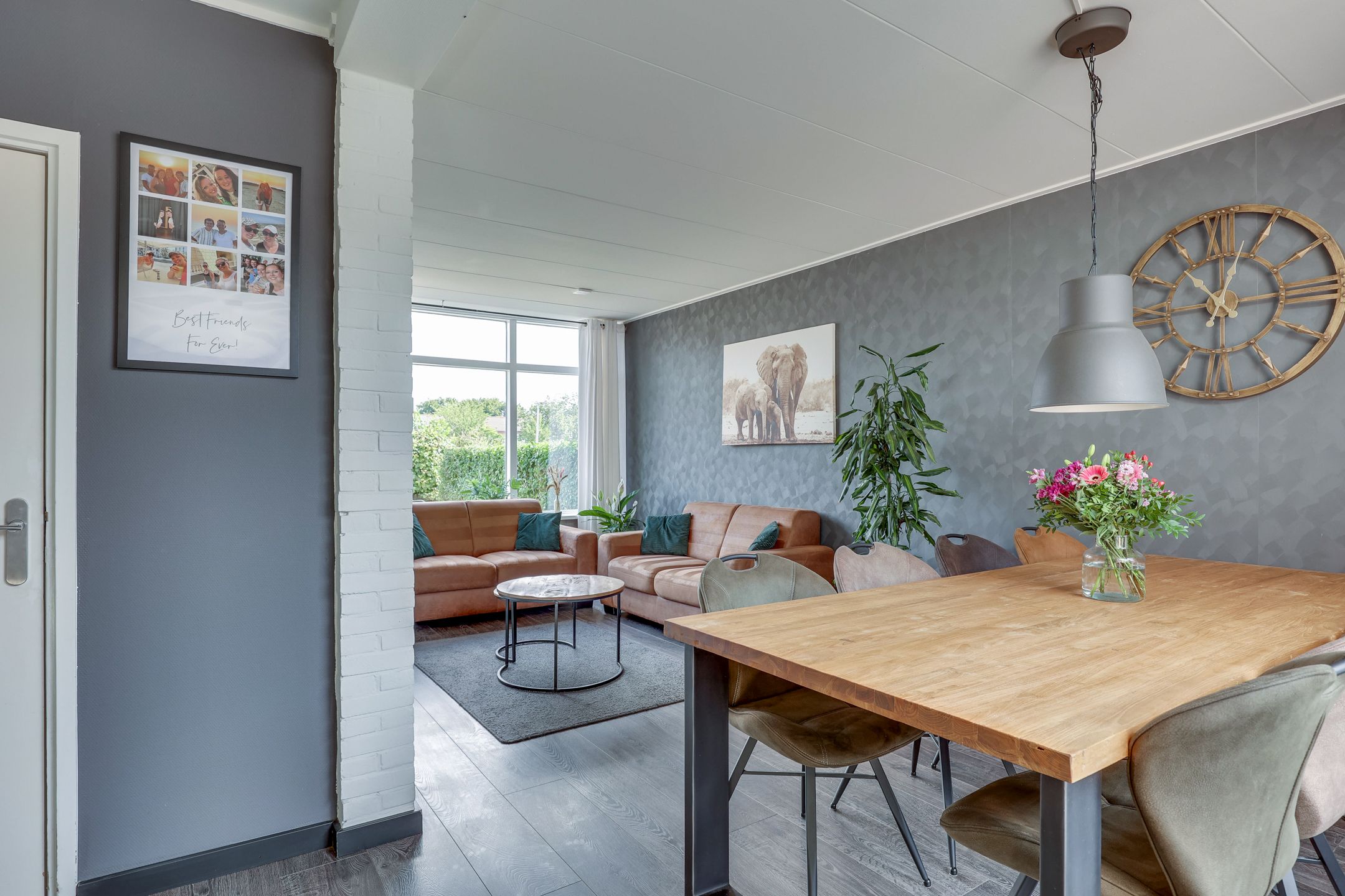 Photo 15 of Teding van Berkhoutstraat 5