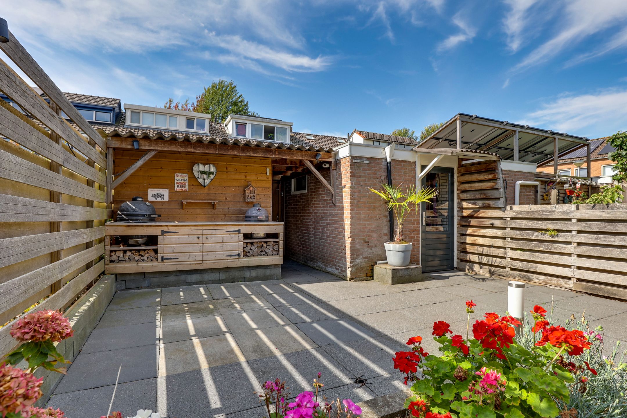 Photo 24 of Teding van Berkhoutstraat 5