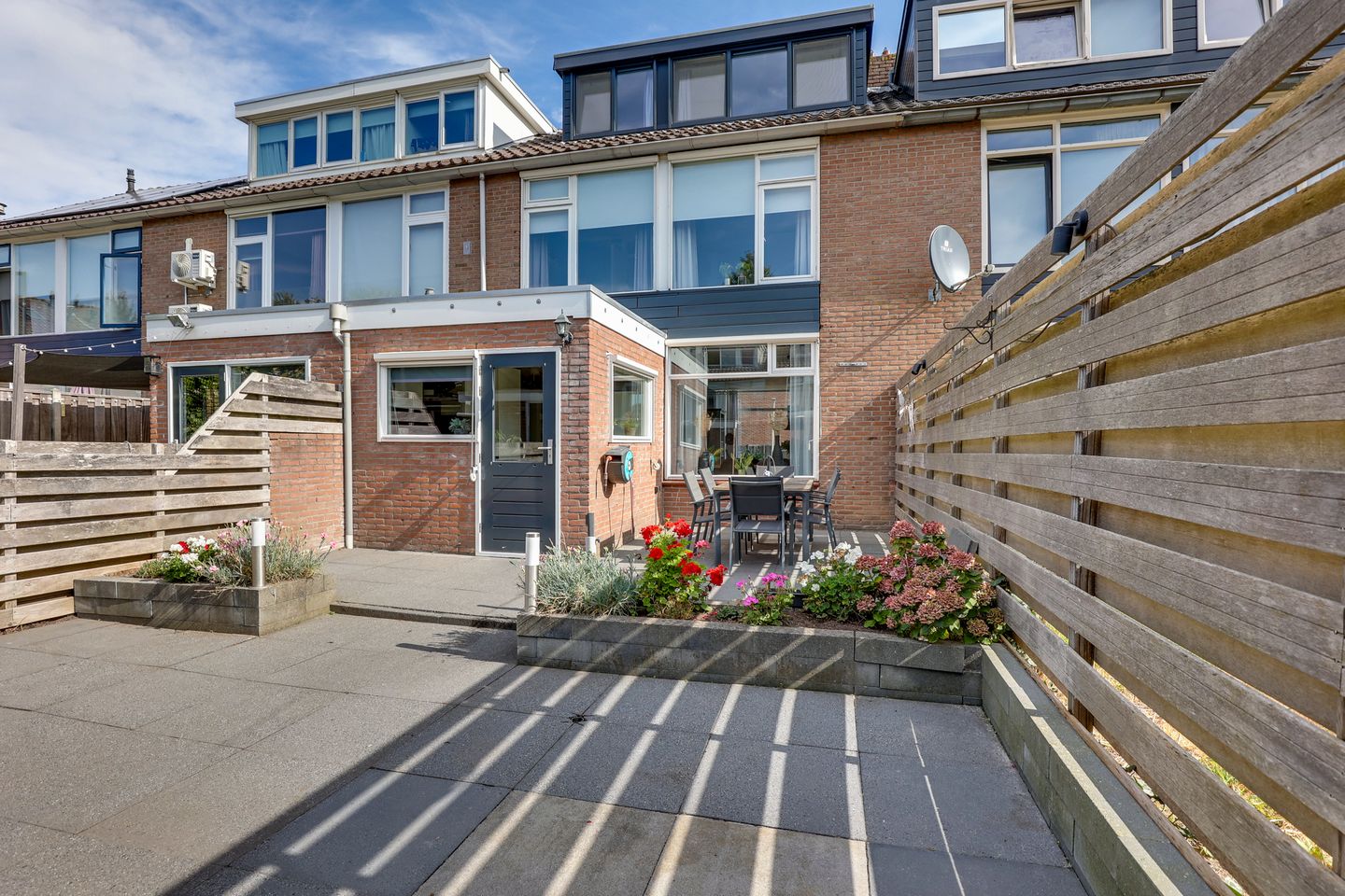 Photo 25 of Teding van Berkhoutstraat 5