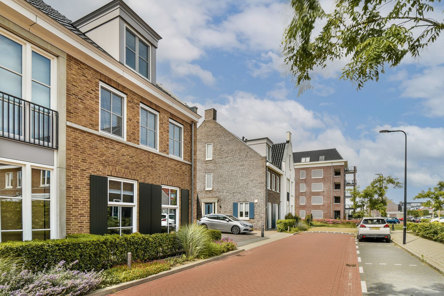 Foto 5 van Bijenkorf 5