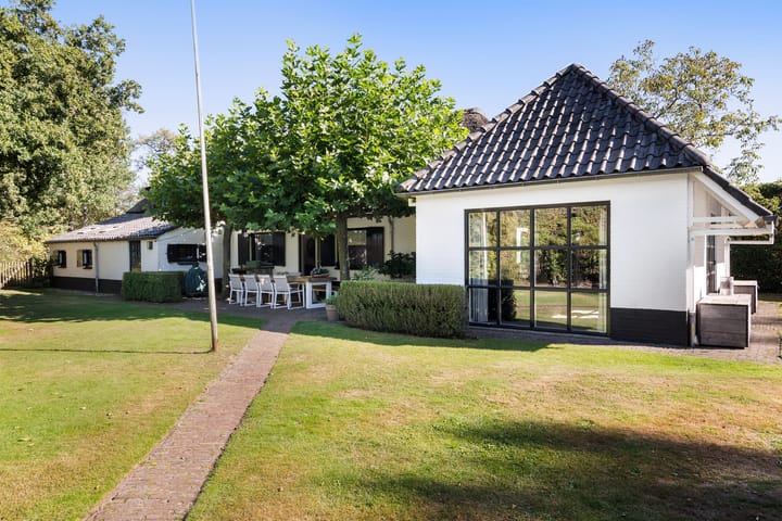 Foto 5 van Heerstraat 2