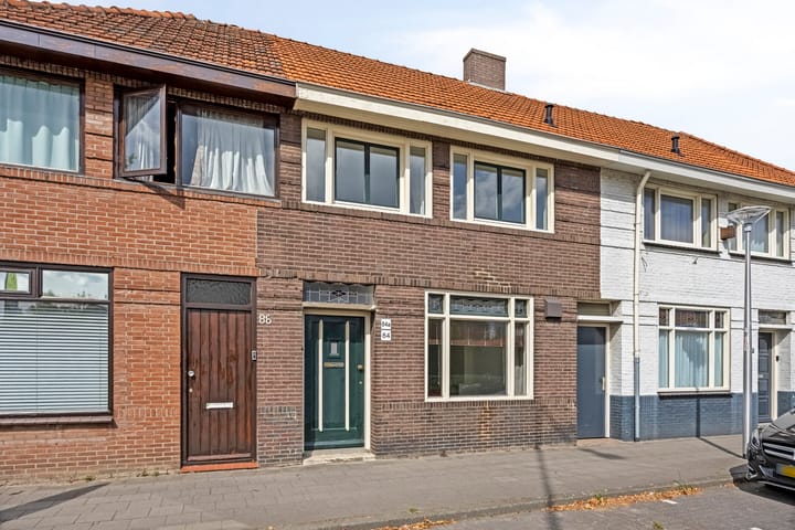 Photo 36 of Pastoriestraat 84