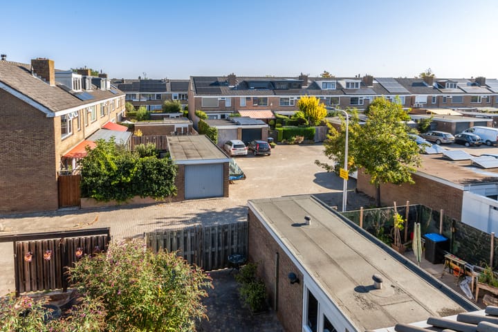 Foto 44 van Bloeme 5