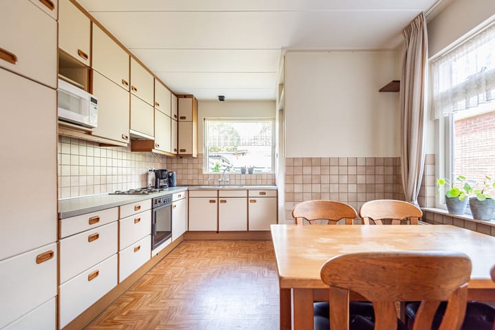 Photo 3 of Thorbeckestraat 35