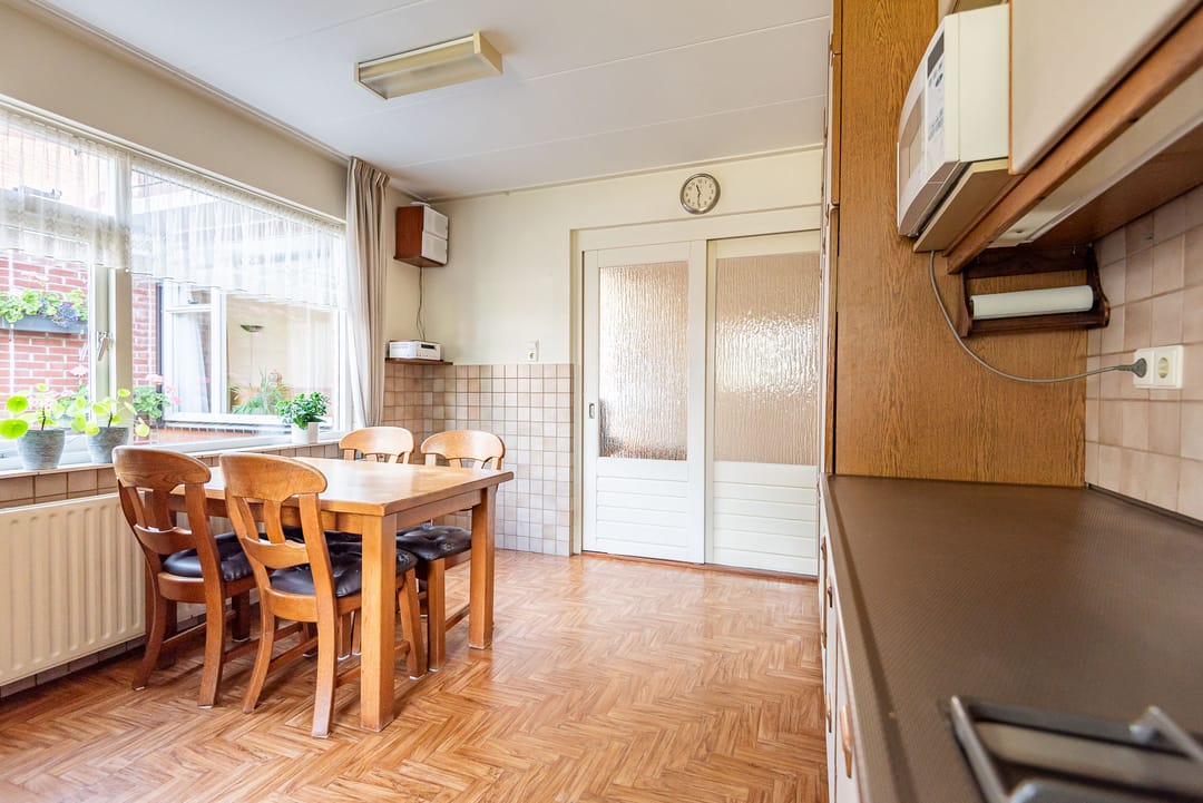 Photo 16 of Thorbeckestraat 35