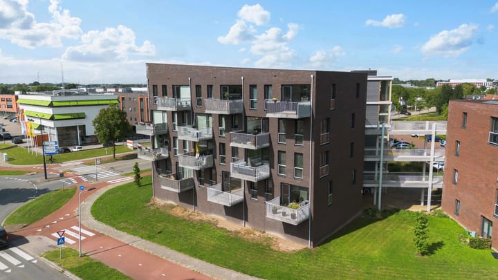 Foto 2 van Rentambt 28