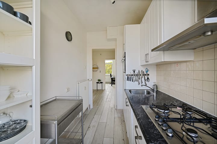 Foto 16 van Monseigneur van Steelaan 182