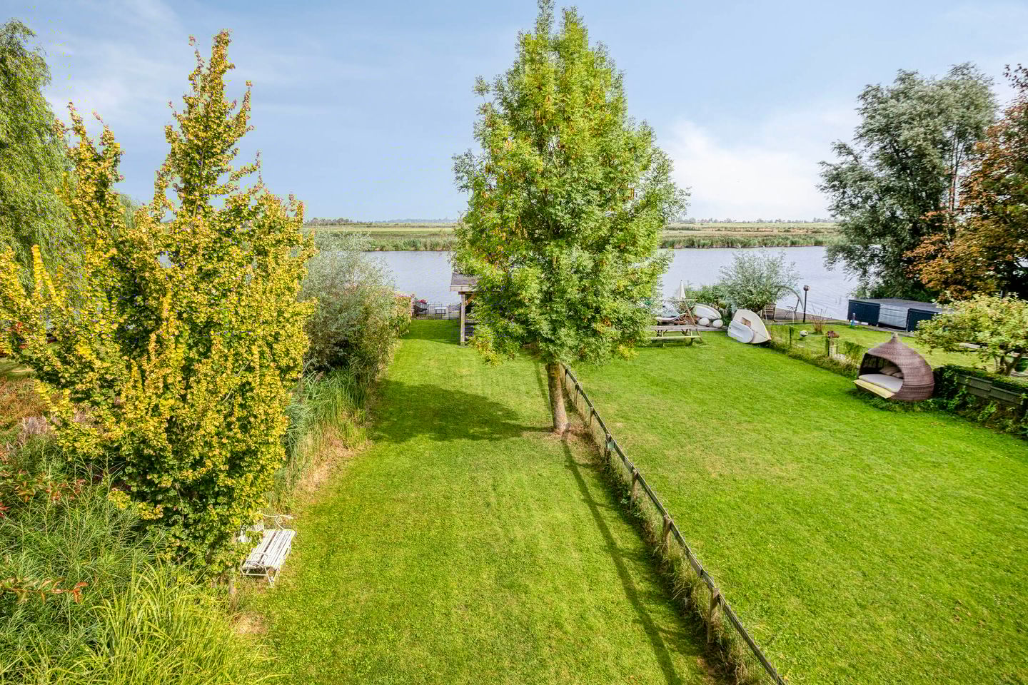 Foto 89 van Dorpsstraat Holysloot 23