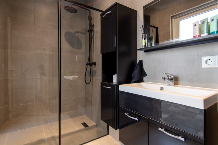 Foto 13 van Leenderweg 221