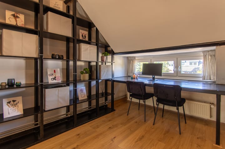 Foto 28 van Leenderweg 221