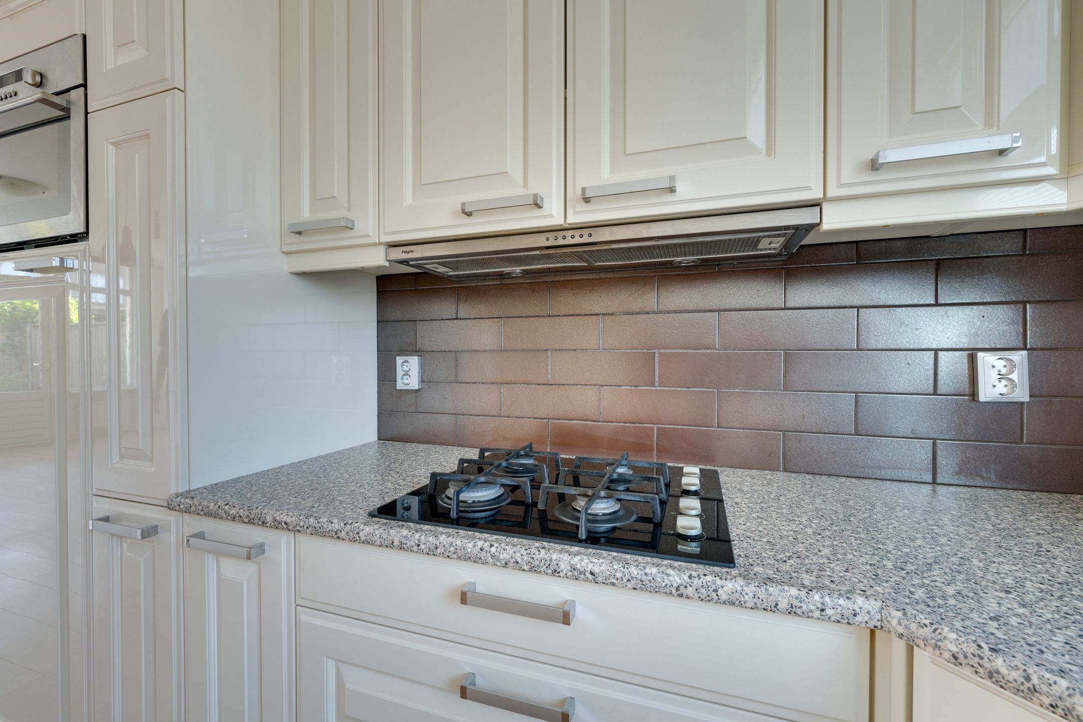 Photo 18 of Wevelgemstraat 35