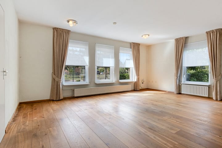 Foto 10 van Groote Woordstraat 1-A