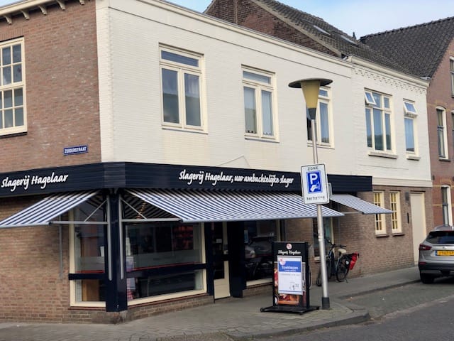 Beelsstraat 27, Helmond