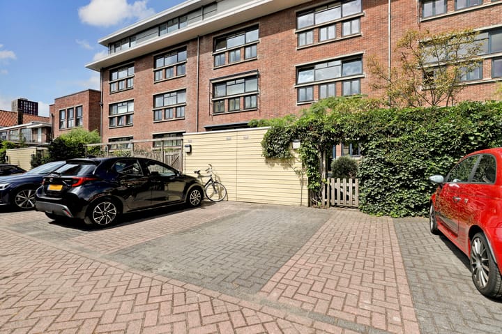 Foto 2 van Van der Parrastraat 7-G