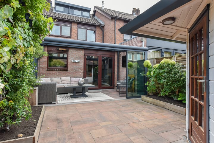 Foto 2 van Kwikstaart 17