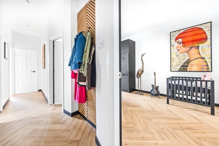 Foto 2 van Caan van Necklaan 214