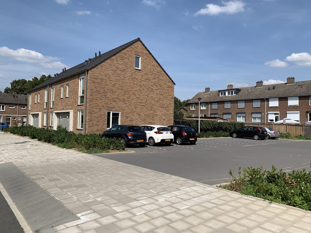 Foto 26 van Menuetstraat 32