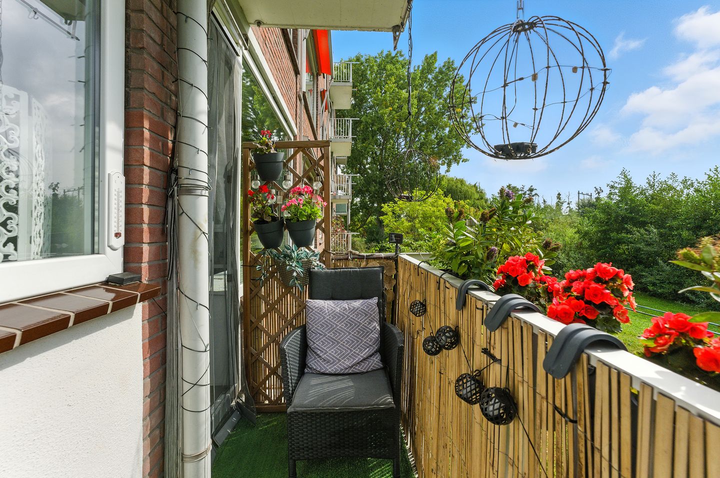 Photo 5 of van der Duyn van Maasdamlaan 128-A