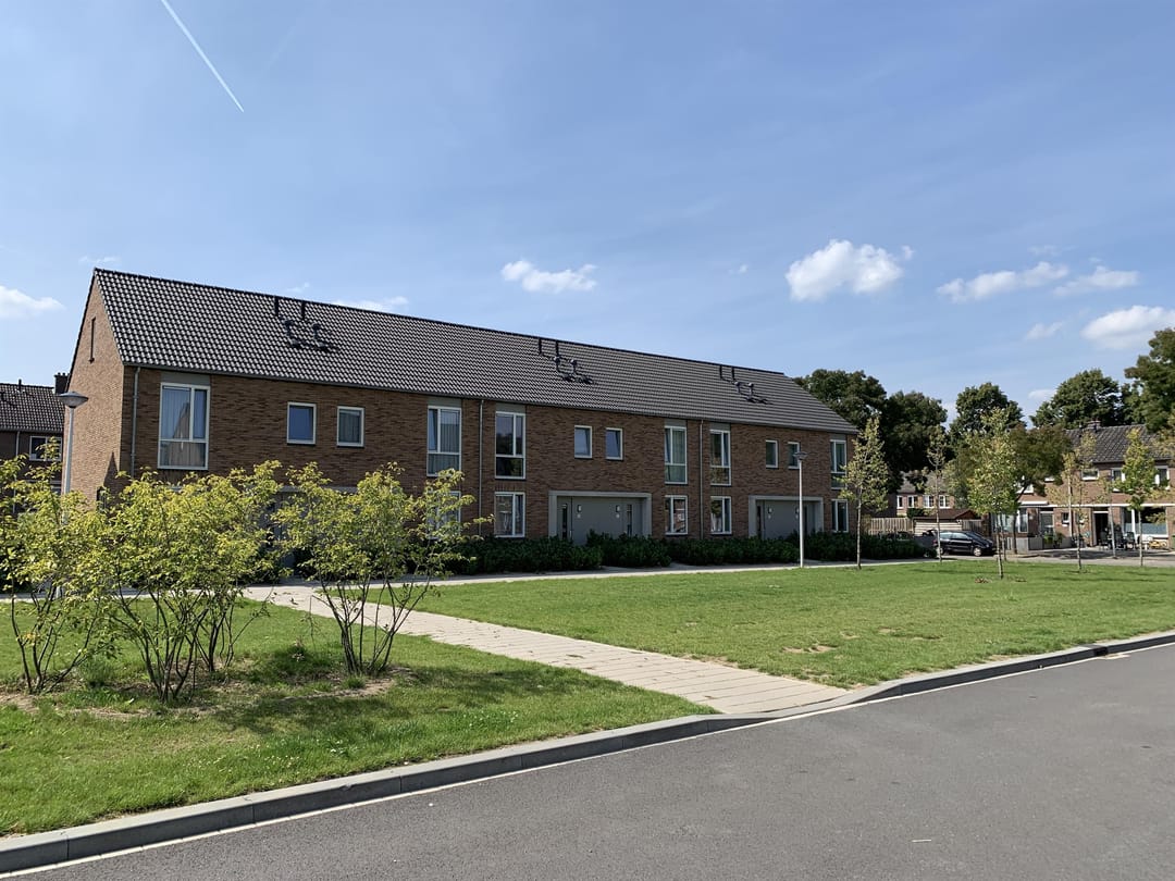 Foto 28 van Menuetstraat 32