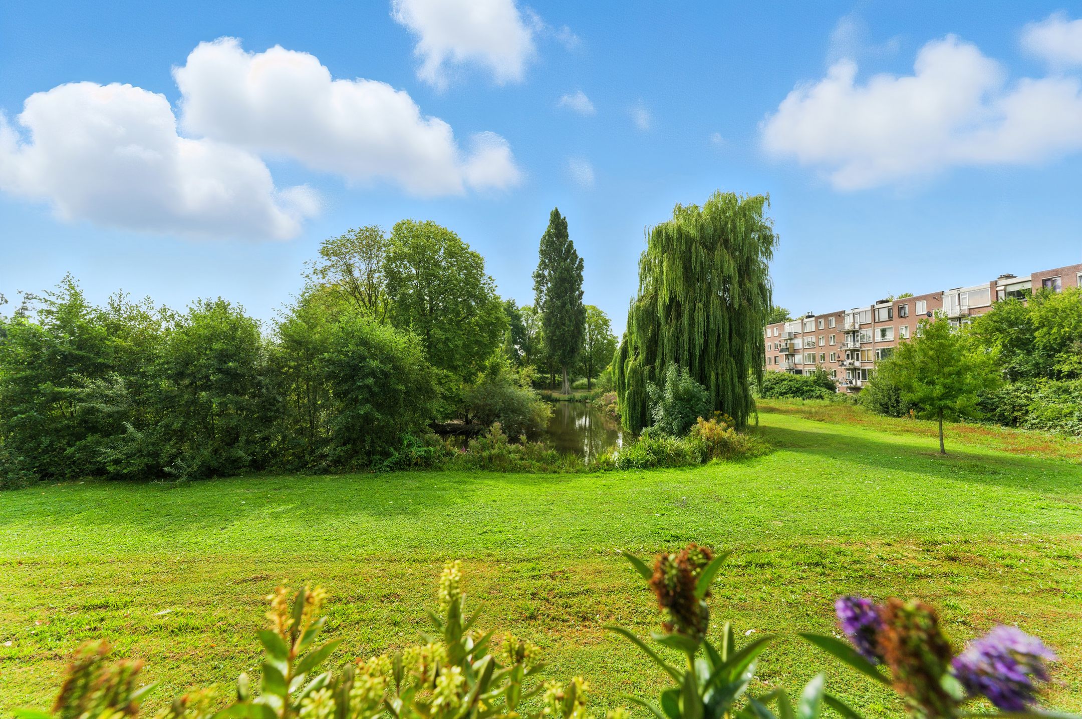 Photo 6 of van der Duyn van Maasdamlaan 128-A