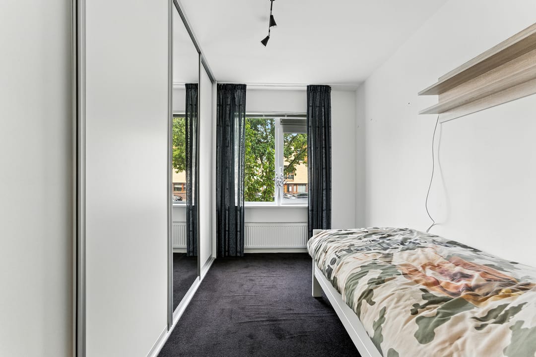 Photo 22 of van der Duyn van Maasdamlaan 128-A