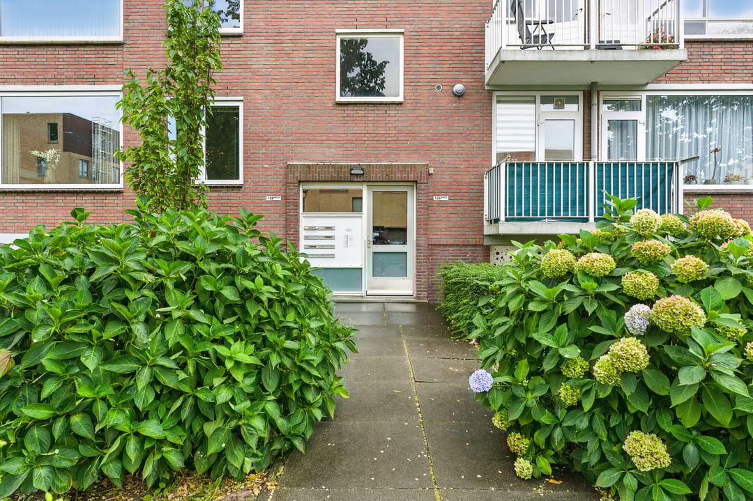 Photo 28 of van der Duyn van Maasdamlaan 128-A