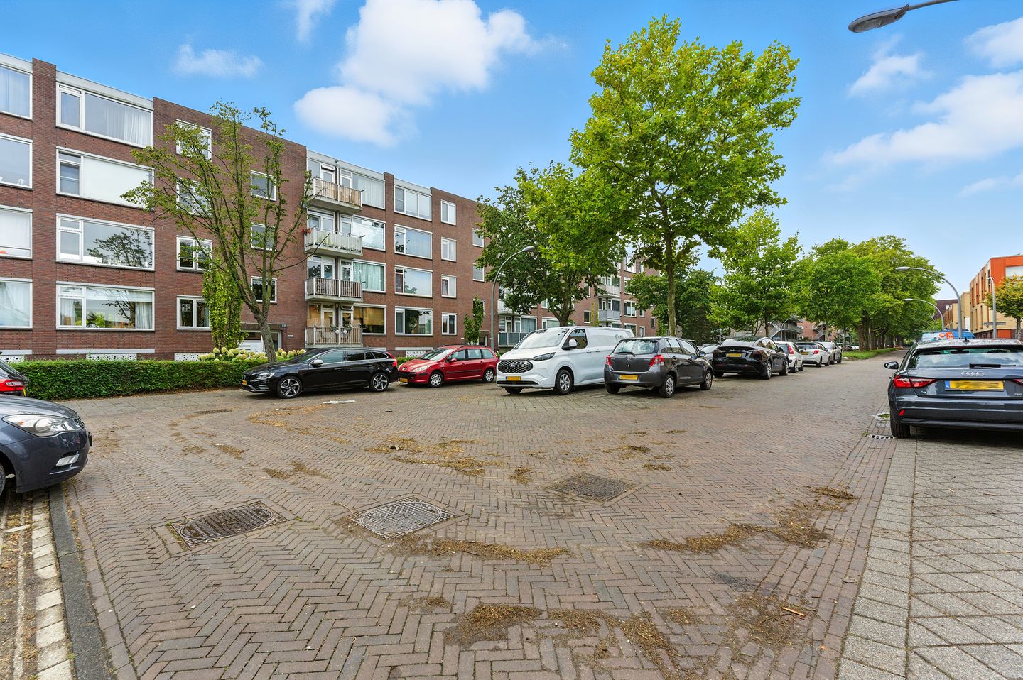 Photo 35 of van der Duyn van Maasdamlaan 128-A