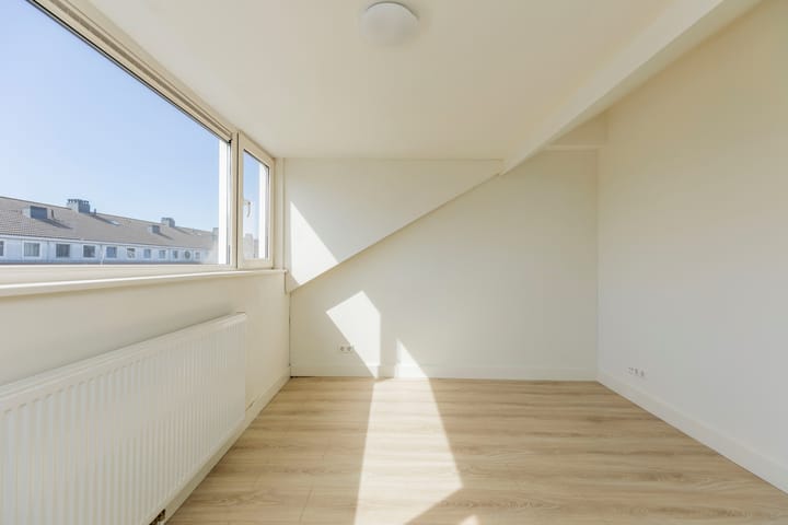 Foto 19 van Russischestraat 4-A01