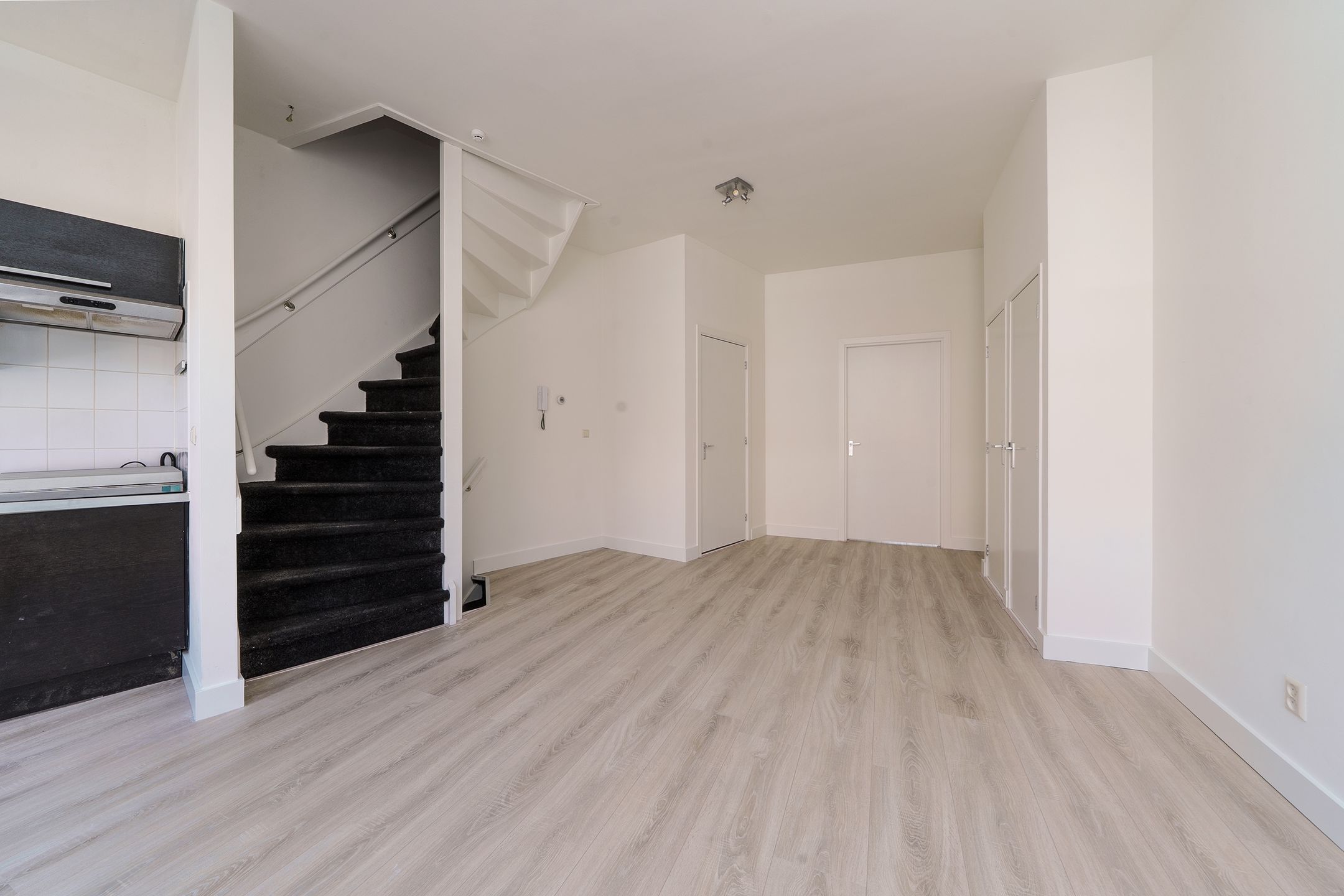 Photo 9 of Nieuwe Binnenweg 452-A