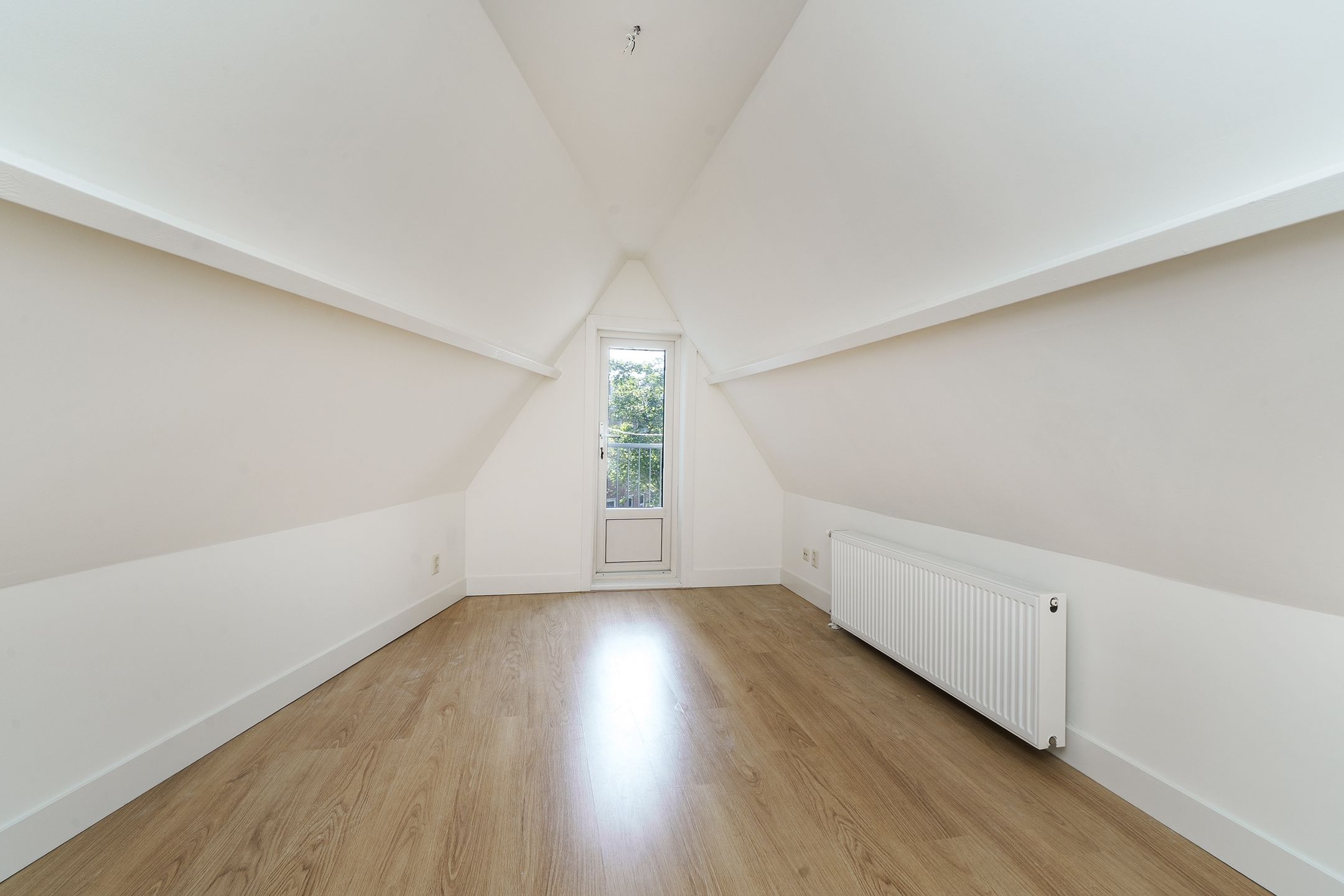 Photo 21 of Nieuwe Binnenweg 452-A