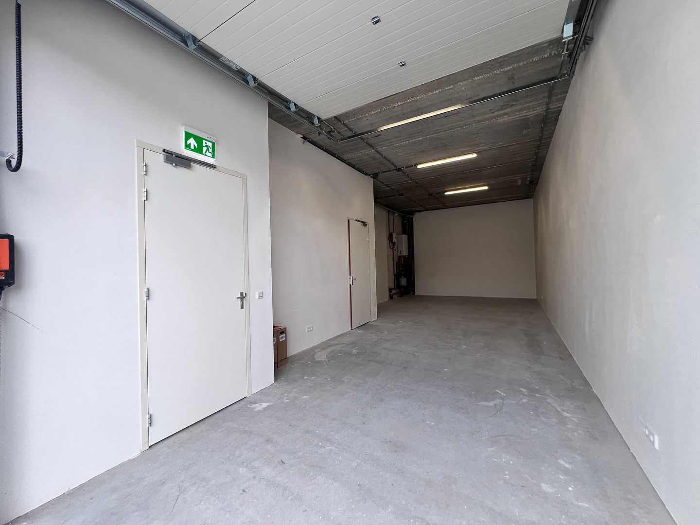 View photo 4 of Hogeweyselaan 215-H