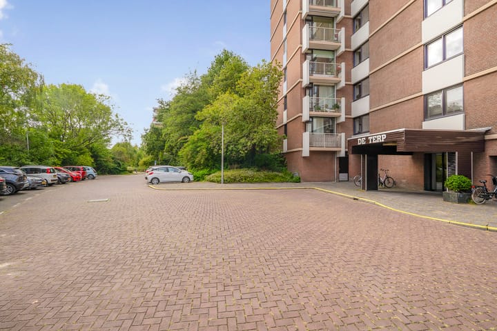 Photo 29 of Kringloop 421