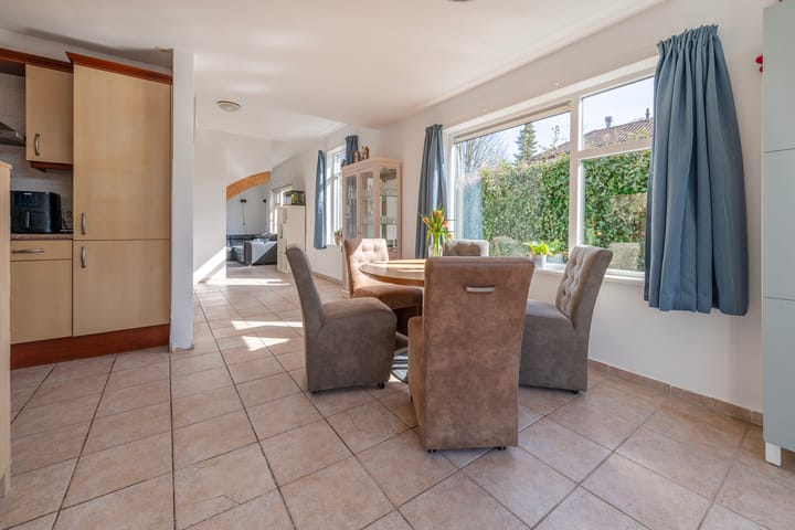 Foto 9 van Rozenlaan 6