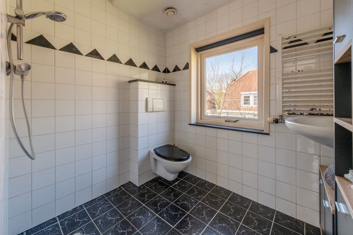 Foto 19 van Rozenlaan 6