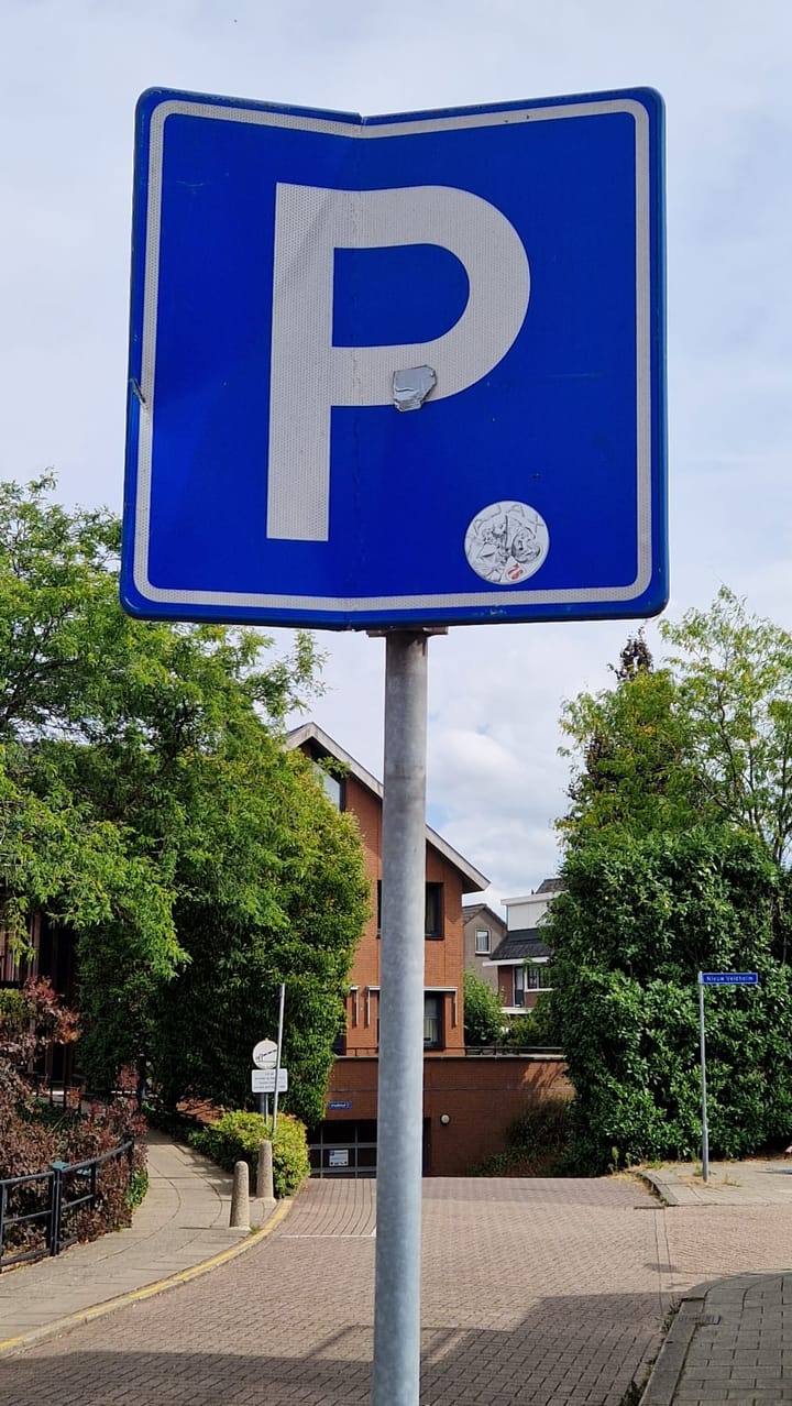 Foto 2 van Nieuwstraat Parkeerplaats P90