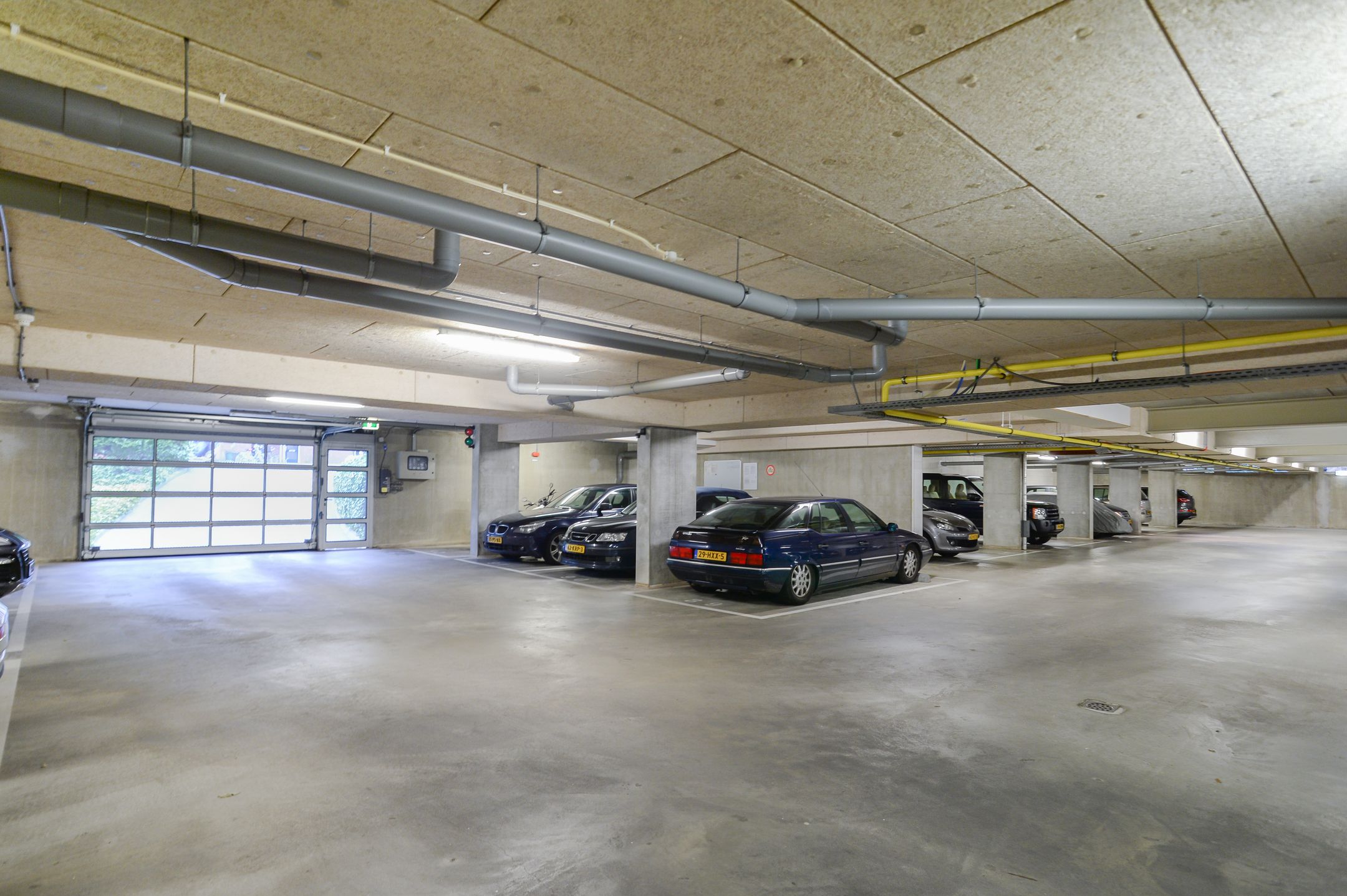 Photo 6 of Nieuwstraat Parkeerplaats P90