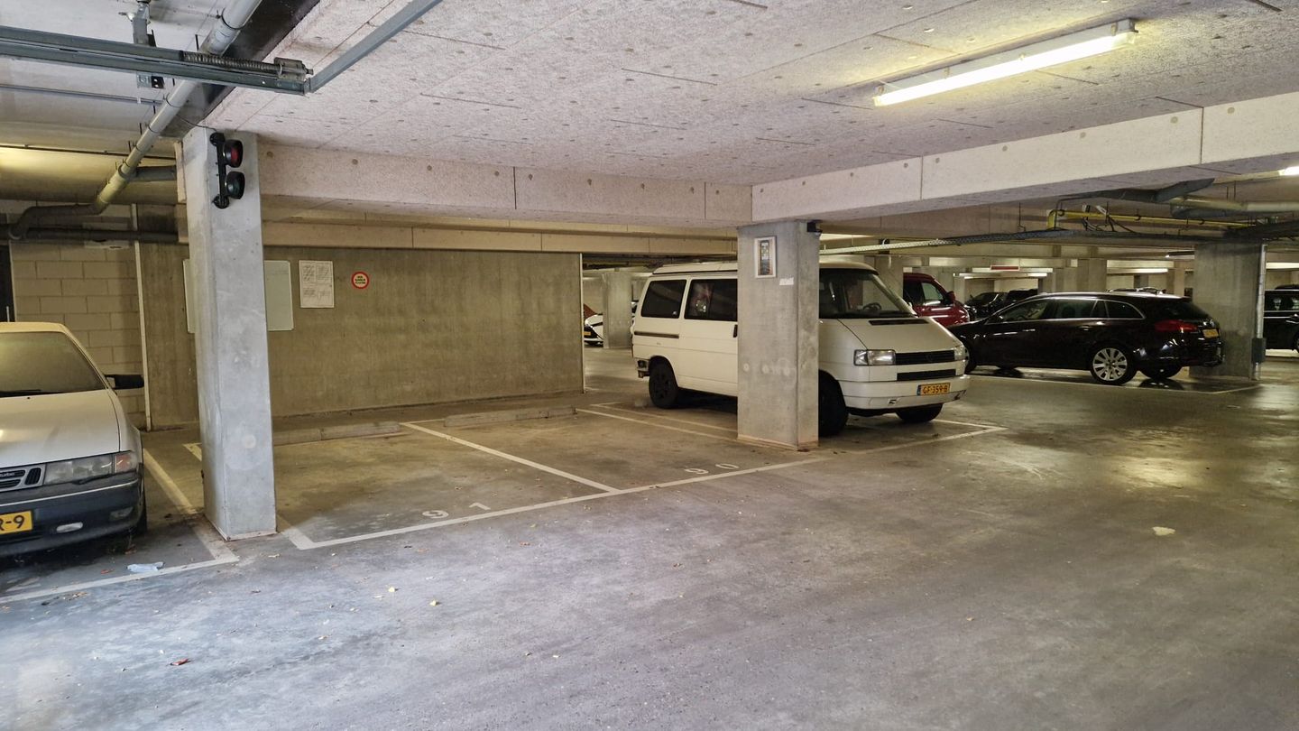 Photo 10 of Nieuwstraat Parkeerplaats P90