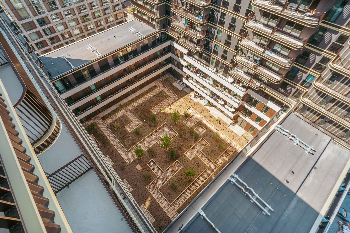 Photo 10 of Elizabeth Anscombestraat 235