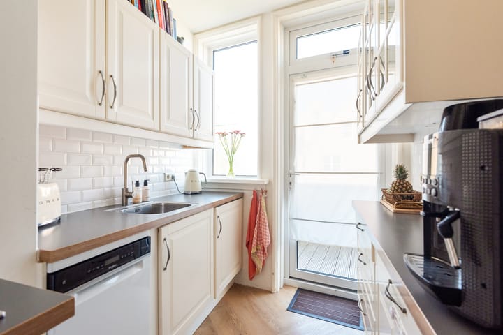 Photo 22 of Oranjestraat 14-A